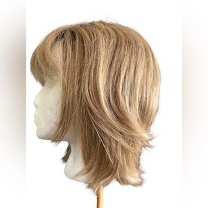Source Unknown Light Brown Wig